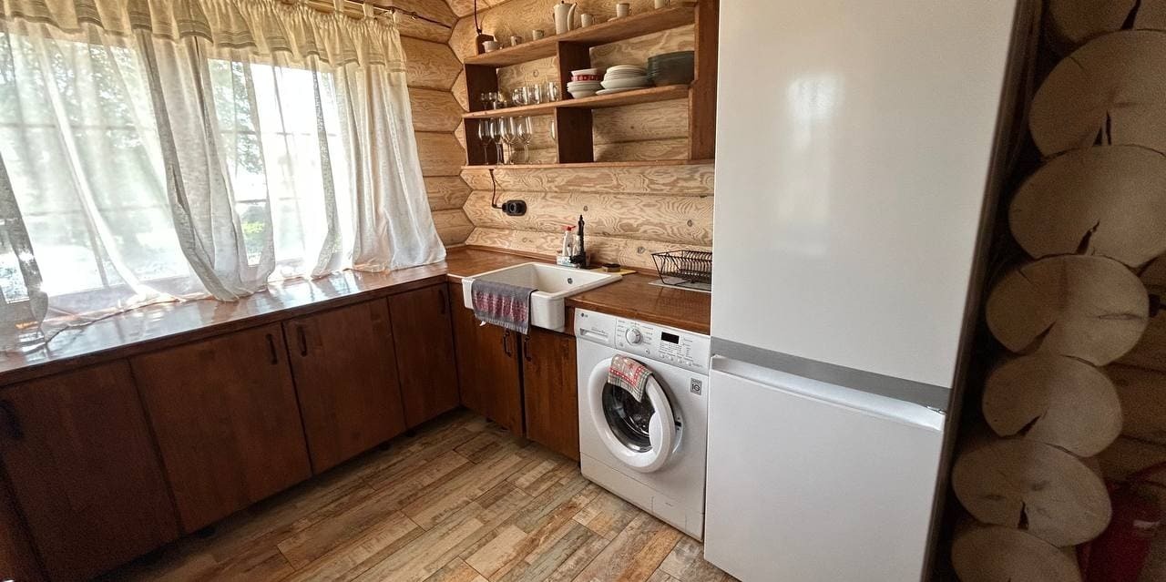 Холодильник и стиральная машина